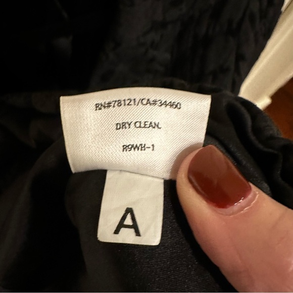 Eileen Fisher Women Black Chenille Water Lily Jacquard Texture Silk Blend Blazer - Picture 5 of 9